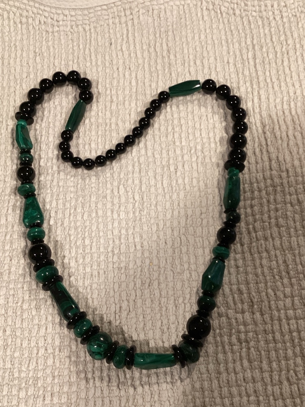Stone green and black necklace